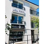 Aparthotel Biala Perla 3*