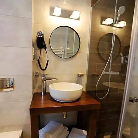 Biala Perla 3*