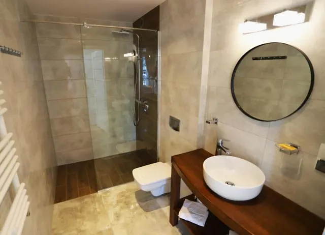 מלון דירות Biala Perla אוסטראון