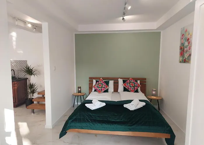 מלון דירות Biala Perla 3*