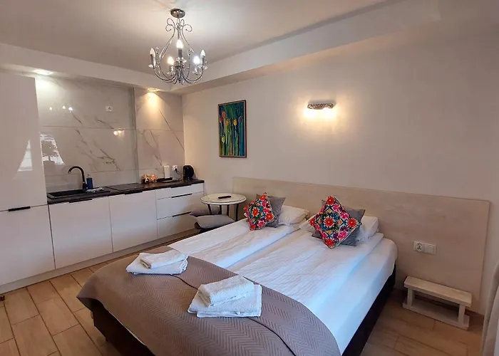 Biala Perla 3* אוסטראון